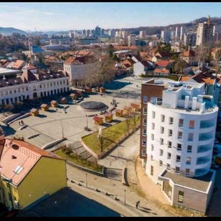 Apartman Viktoria Tuzla Eksteriør bilde
