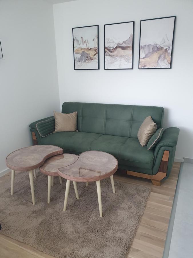Apartman Viktoria Tuzla Eksteriør bilde
